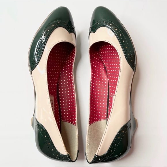 Patent Leather Kitten Heels 9 - Picture 4 of 7